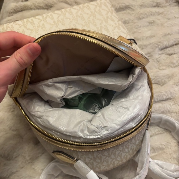 NWT Micheal Kors Backpack - Picture 8 of 11